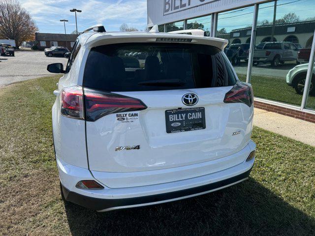 2018 toyota rav4 xle