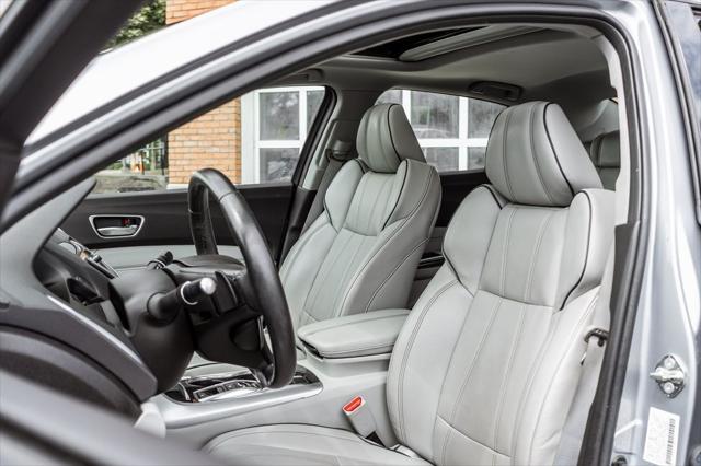 2018 acura tlx base