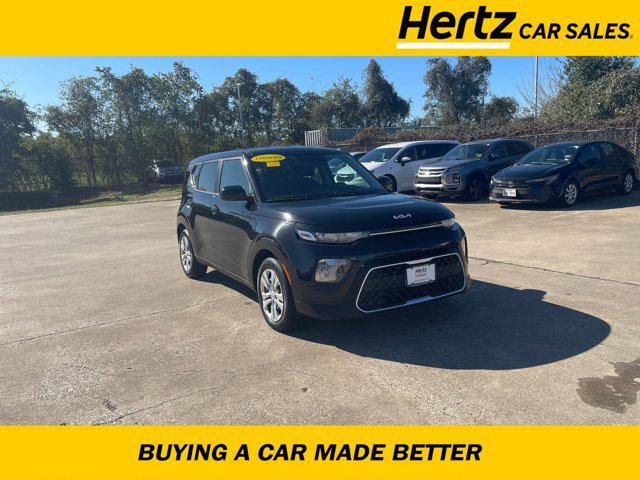 2022 kia soul lx