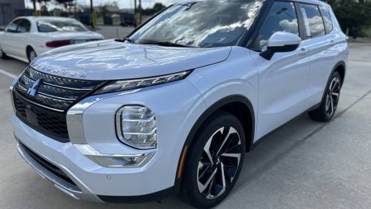 2024 Mitsubishi Outlander