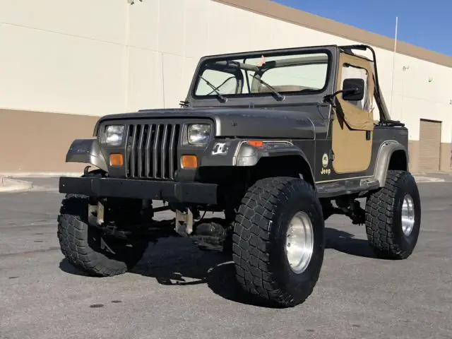 1989 jeep wrangler sahara sport utility 2 door 4x4 off roading lifted big tires