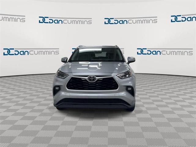 2021 toyota highlander xle