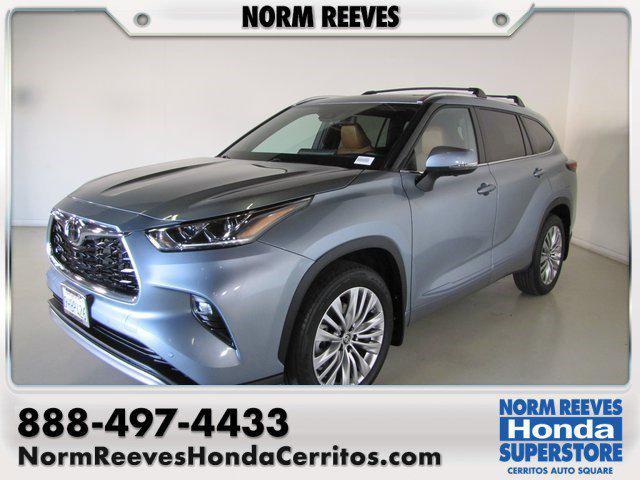 2023 toyota highlander platinum
