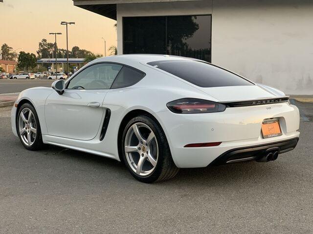 2018 porsche 718 cayman base