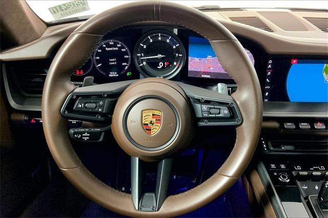 2021 porsche 911 carrera