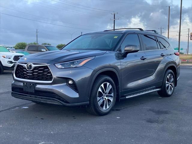2023 toyota highlander xle