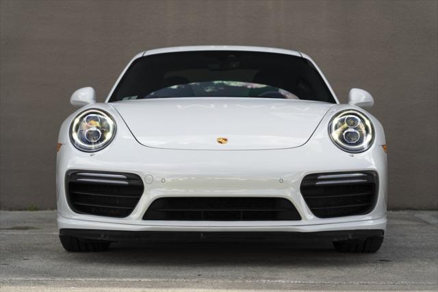 2017 porsche 911 turbo s