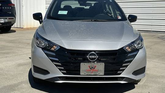 2024 Nissan Versa 1.6 s