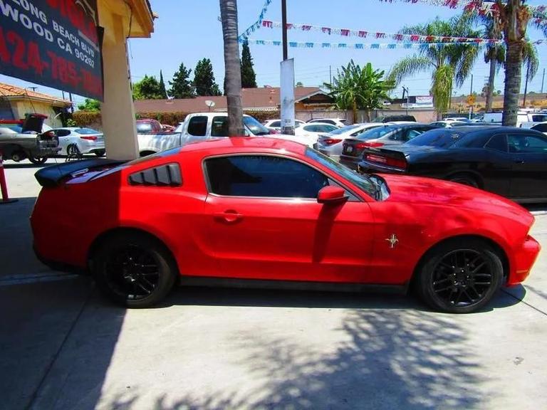 2012 ford mustang