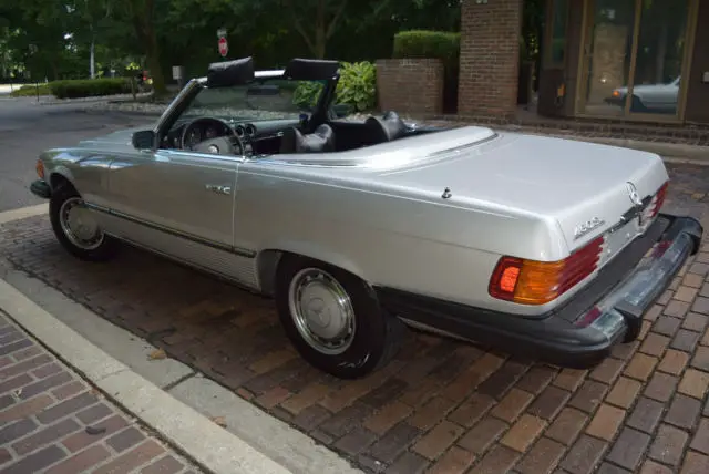 1975 mercedes 450sl convertible 4.5l/v8/leather/sony/hard top/classic hub caps
