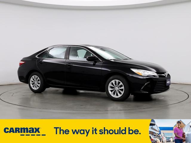 2015 toyota camry le