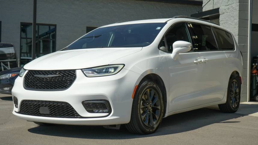 2021 chrysler pacifica touring l