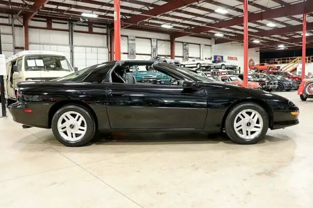 1993 chevrolet camaro z28 39518 miles black coupe 5.7l v8 6-speed manual