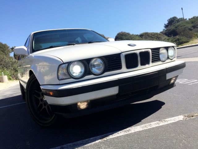 ******* 1990 bmw 525i base sedan 4-door 2.5l vintage m-tech look e34 very clean
