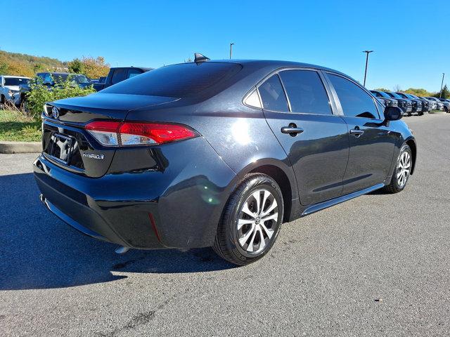 2022 toyota corolla hybrid le