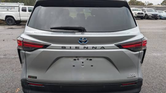 2021 Toyota Sienna