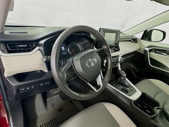 2022 toyota rav4 xle premium