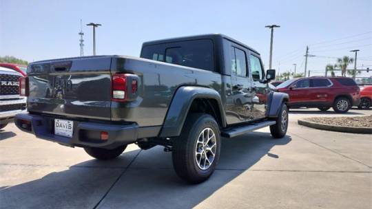 2024 Jeep Gladiator