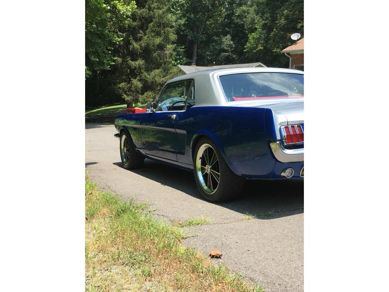 1966 ford mustang
