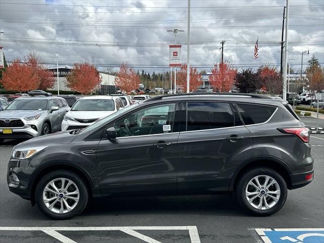 2018 ford escape se