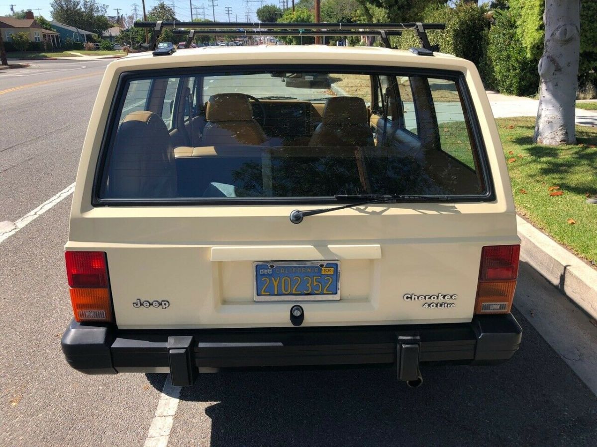 1987 jeep cherokee wagon limited 4wd 4dr- pristine condition!!