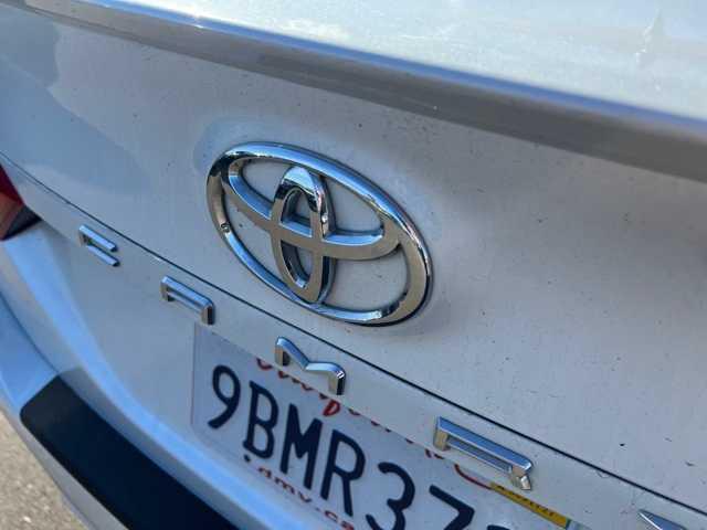 2022 toyota camry xse