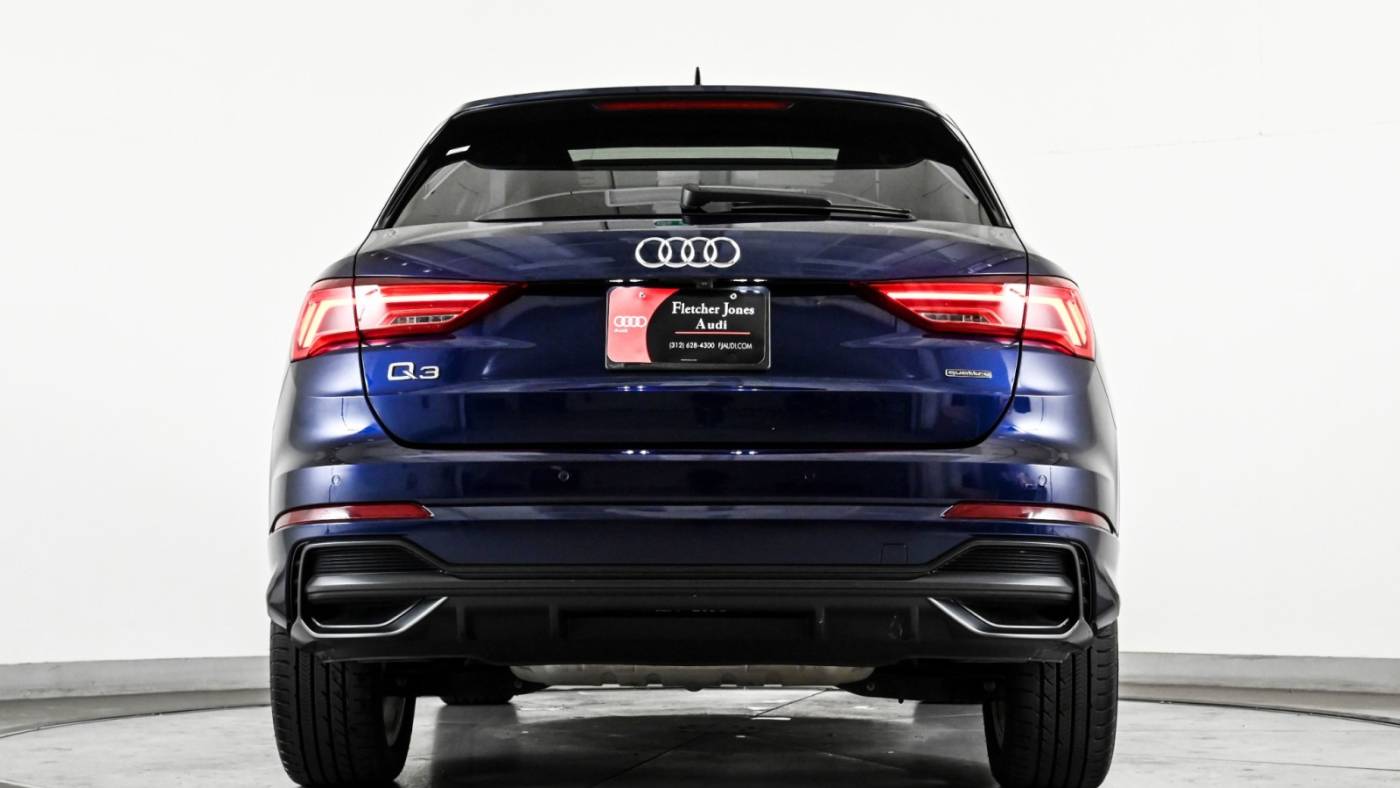 2022 audi q3 quattro s line prem plus 45 tfsi
