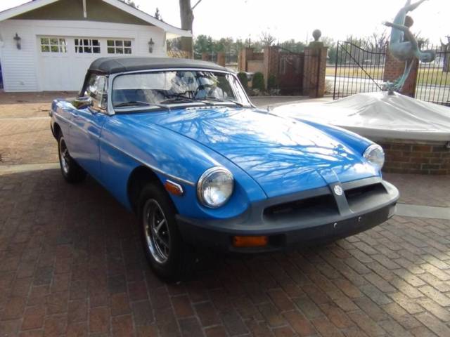 1979 mgb roadster, pageant blue, solid, runs great