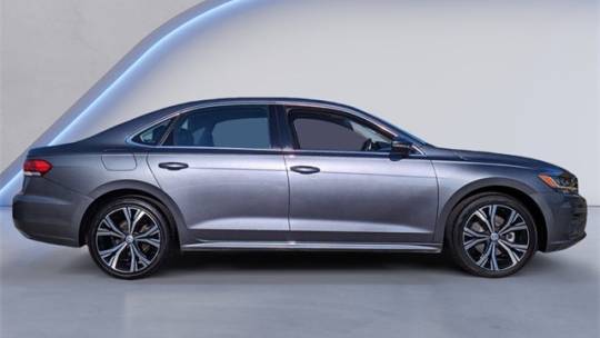 2021 Volkswagen Passat (North America and China)