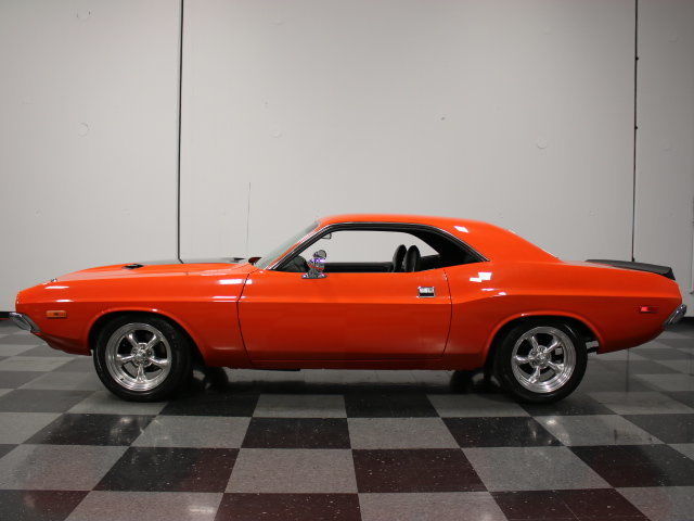 hemi orange, big block 440 v8, torqueflight 727, duals, recently restored!!!
