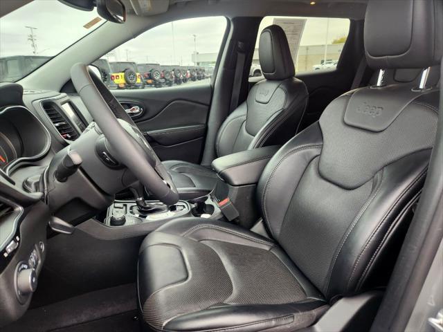 2023 jeep cherokee altitude