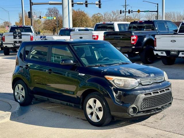 2016 kia soul base