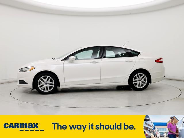 2016 ford fusion se