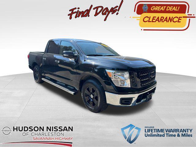 2019 nissan titan sv