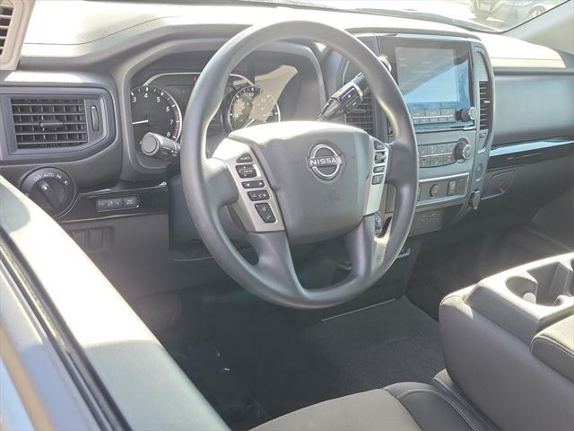 2023 nissan titan sv
