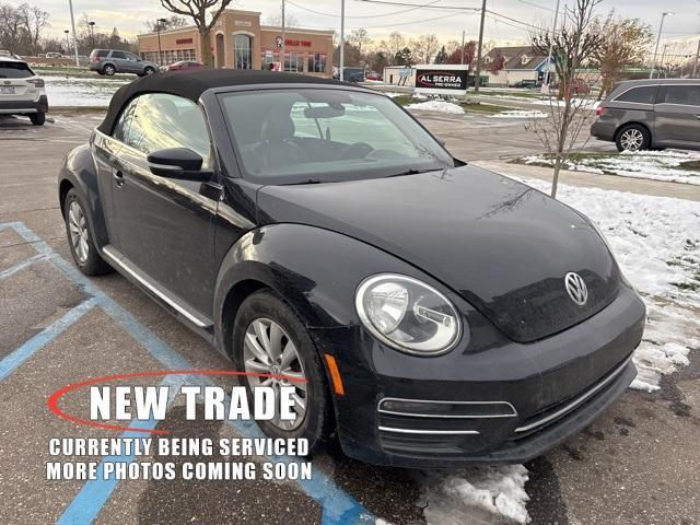 2017 volkswagen beetle 1.8t s