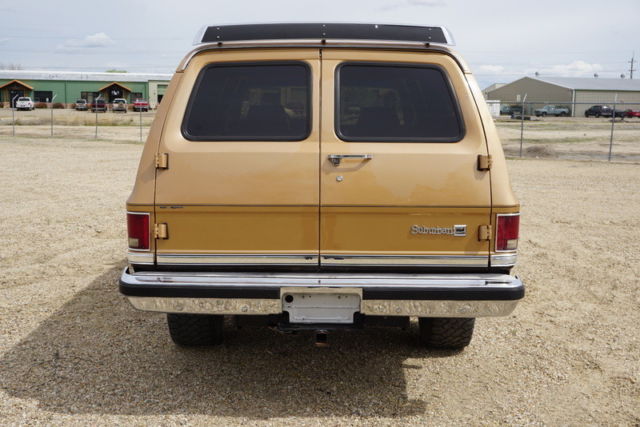rare 1987 gmc suburban, sierra classic edition, 4x4