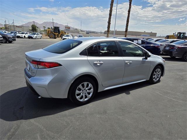 2024 toyota corolla hybrid le