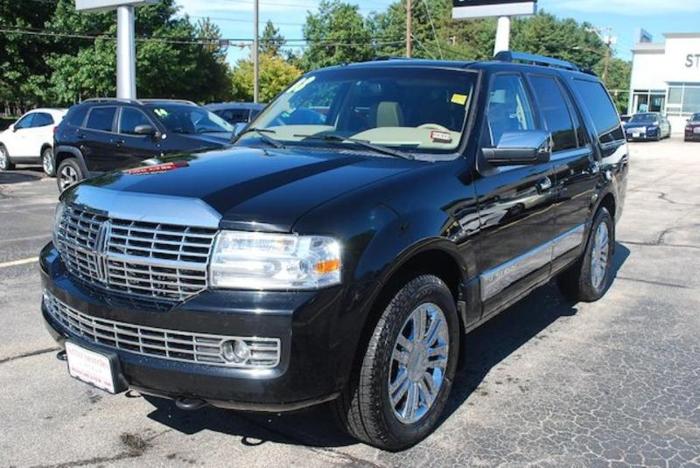2008 lincoln navigator base 4dr suv 4wd for sale in manchester, new hampshire
