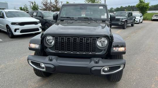 2024 Jeep Gladiator