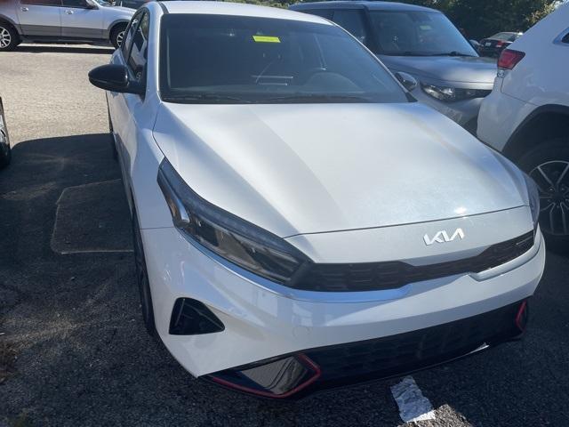 2022 kia forte gt