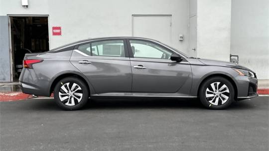 2025 Nissan Altima