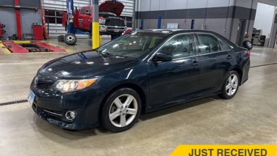 2013 toyota camry se