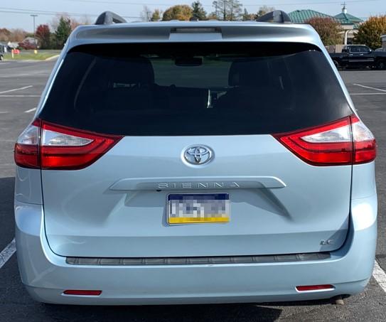 2016 toyota sienna le
