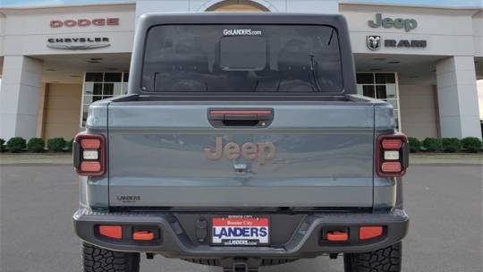 2024 Jeep Gladiator