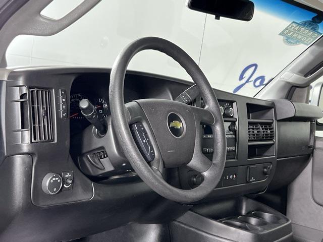 2019 chevrolet express 2500 work van