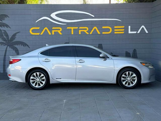 2013 lexus es 300h base
