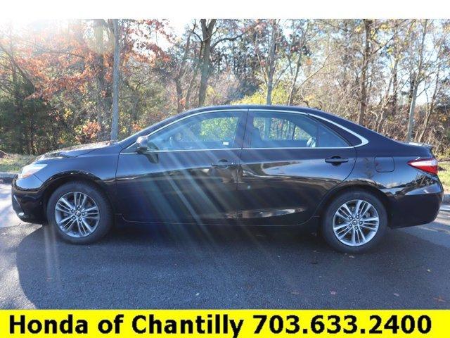 2016 toyota camry se