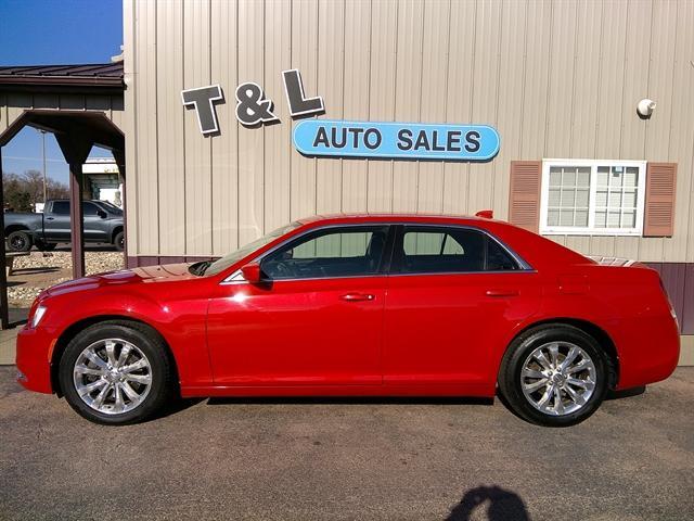 2017 chrysler 300 limited
