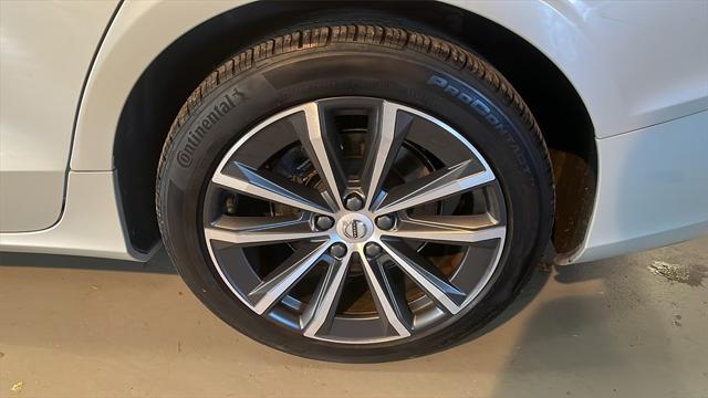 2022 volvo s60 t5 momentum